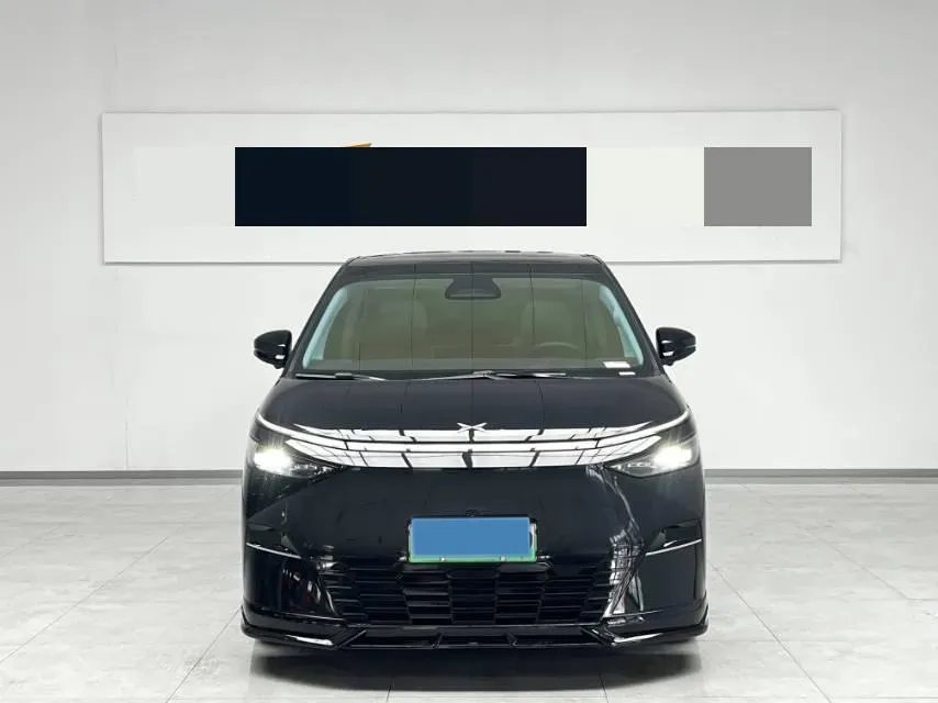 2024 Xpeng X9 BEV 84.5KWH,autocango,china used car exporter,china ev exporter,chinese used car exporter,chinese used ev exporter