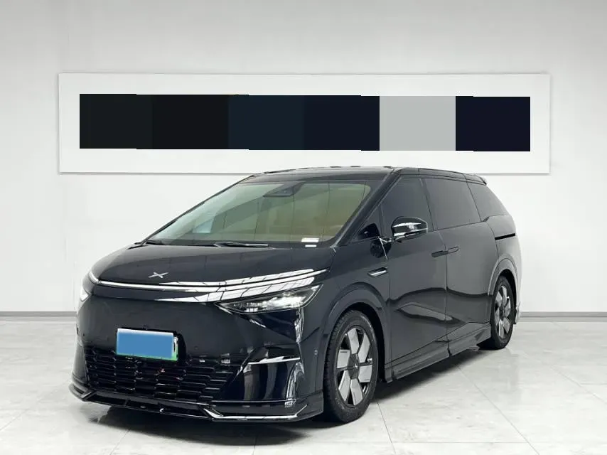 2024 Xpeng X9 BEV 84.5KWH,autocango,china used car exporter,china ev exporter,chinese used car exporter,chinese used ev exporter