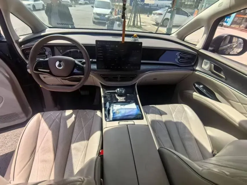 2022 HongQi HS7 3.0T 337HP V6 8AT,autocango,china used car exporter,china ev exporter,chinese used car exporter,chinese used ev exporter