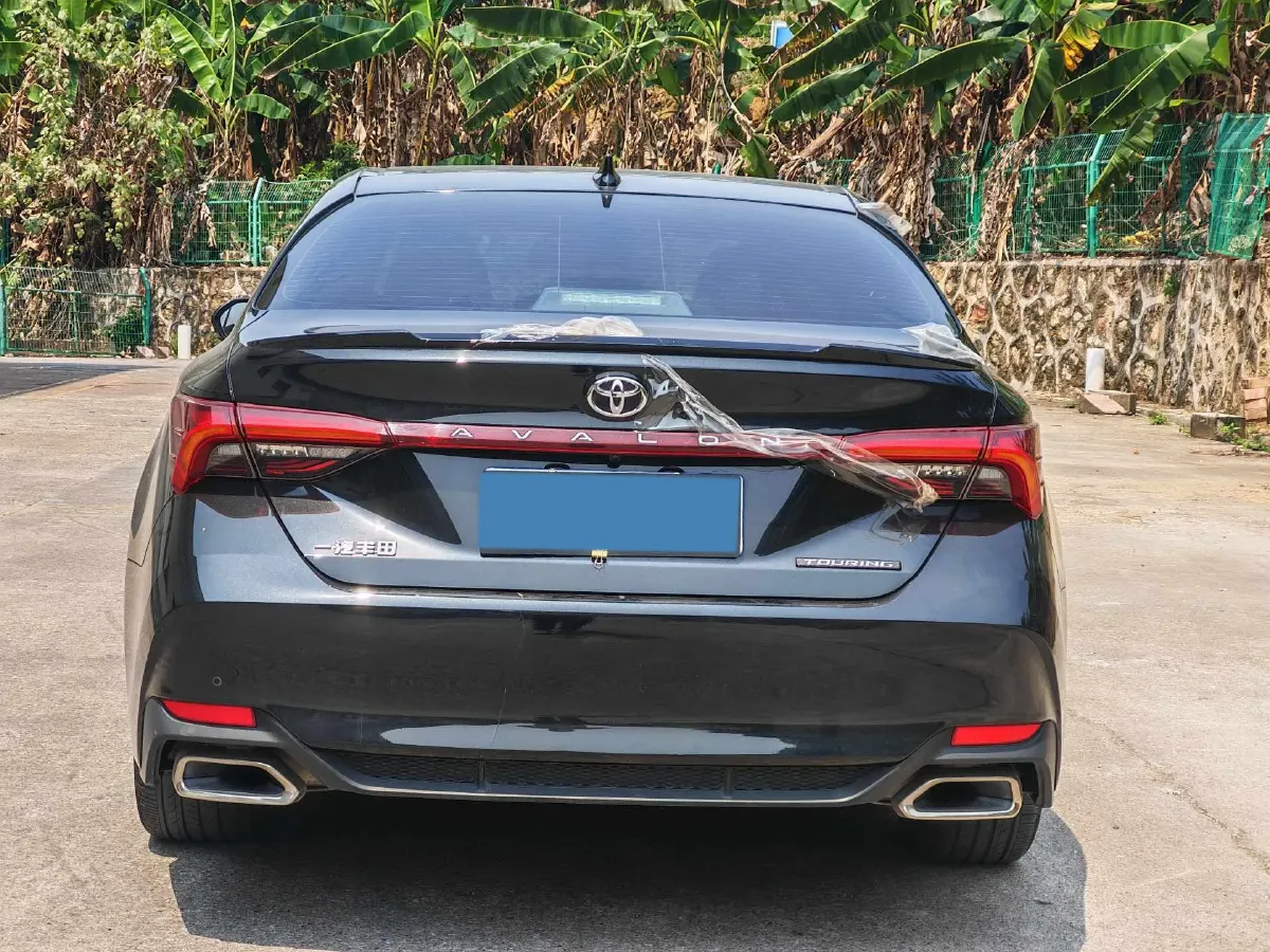 2022 Toyota Avalon 2.5L 209HP L4 8AT,autocango,china used car exporter,china ev exporter,chinese used car exporter,chinese used ev exporter