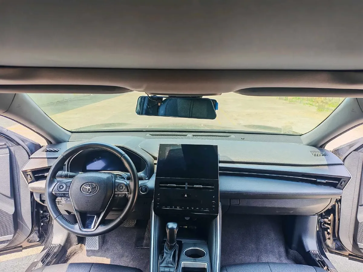 2022 Toyota Avalon 2.5L 209HP L4 8AT,autocango,china used car exporter,china ev exporter,chinese used car exporter,chinese used ev exporter