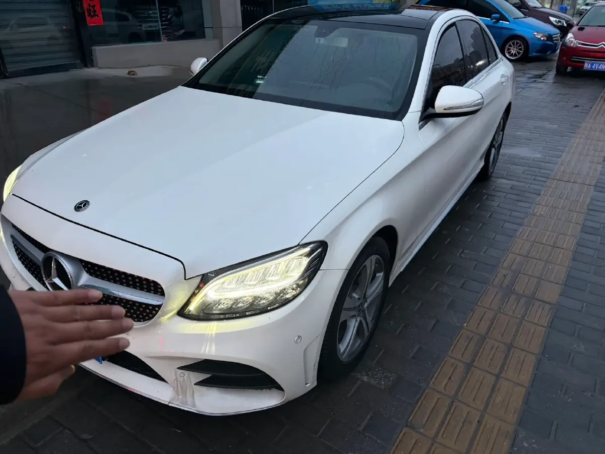2020 Mercedes-Benz C Class 1.5T 184HP L4 9AT,autocango,china used car exporter,china ev exporter,chinese used car exporter,chinese used ev exporter