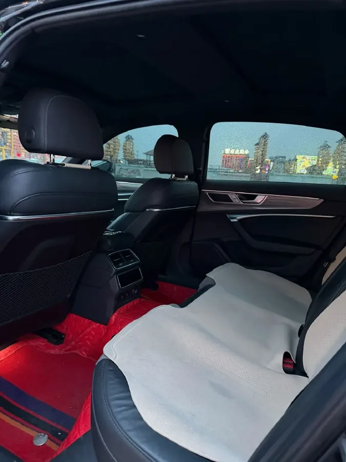 2023 Audi A6L 2.0T 245HP L4 7DCT,autocango,china used car exporter,china ev exporter,chinese used car exporter,chinese used ev exporter