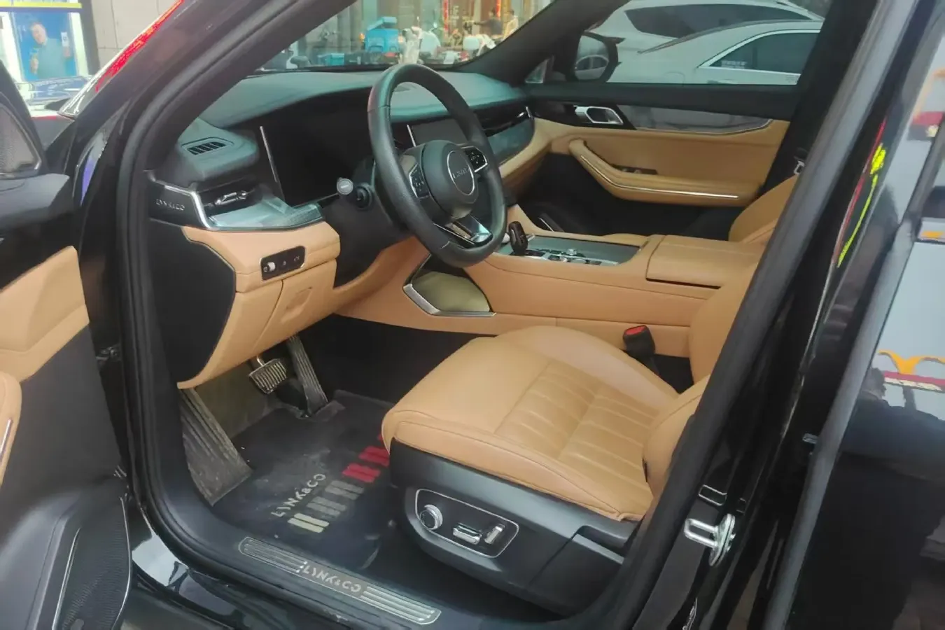 2024 LYNK&CO 09 EM-P 2.0T 254HP L4 3DHT PHEV 40.1KWH,autocango,china used car exporter,china ev exporter,chinese used car exporter,chinese used ev exporter