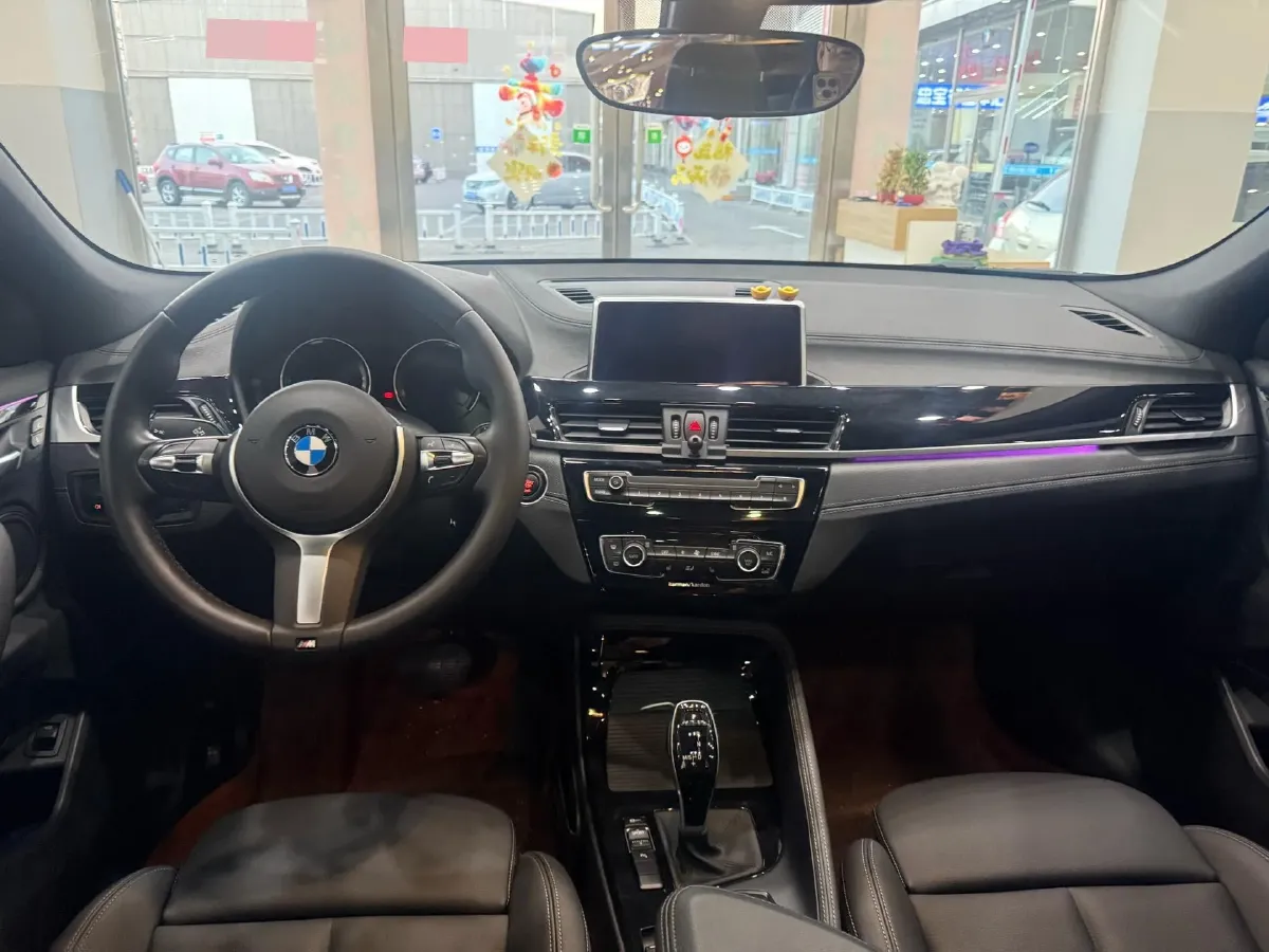 2020 BMW X2 2.0T 192HP L4 7DCT,autocango,china used car exporter,china ev exporter,chinese used car exporter,chinese used ev exporter