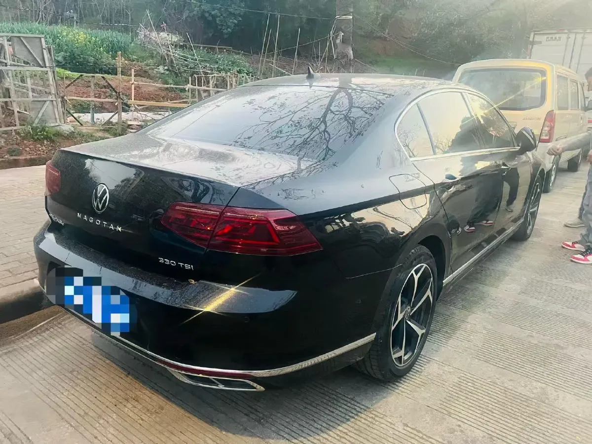 2023 Volkswagen Magotan 2.0T 186HP L4 7DCT,autocango,china used car exporter,china ev exporter,chinese used car exporter,chinese used ev exporter