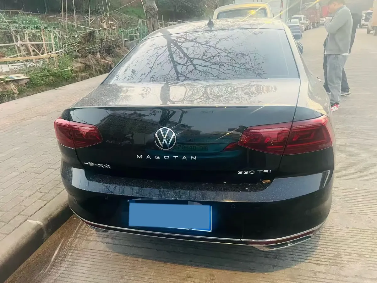 2023 Volkswagen Magotan 2.0T 186HP L4 7DCT,autocango,china used car exporter,china ev exporter,chinese used car exporter,chinese used ev exporter