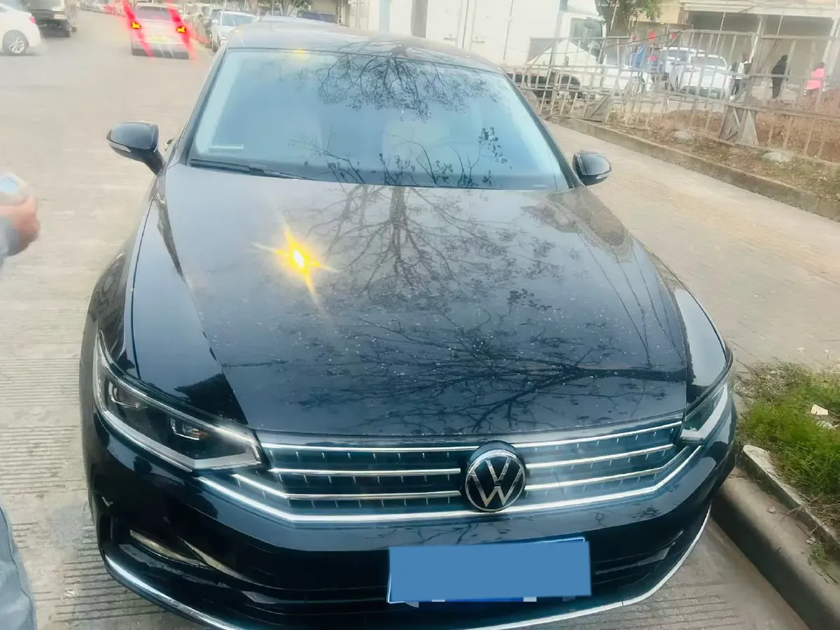2023 Volkswagen Magotan 2.0T 186HP L4 7DCT,autocango,china used car exporter,china ev exporter,chinese used car exporter,chinese used ev exporter