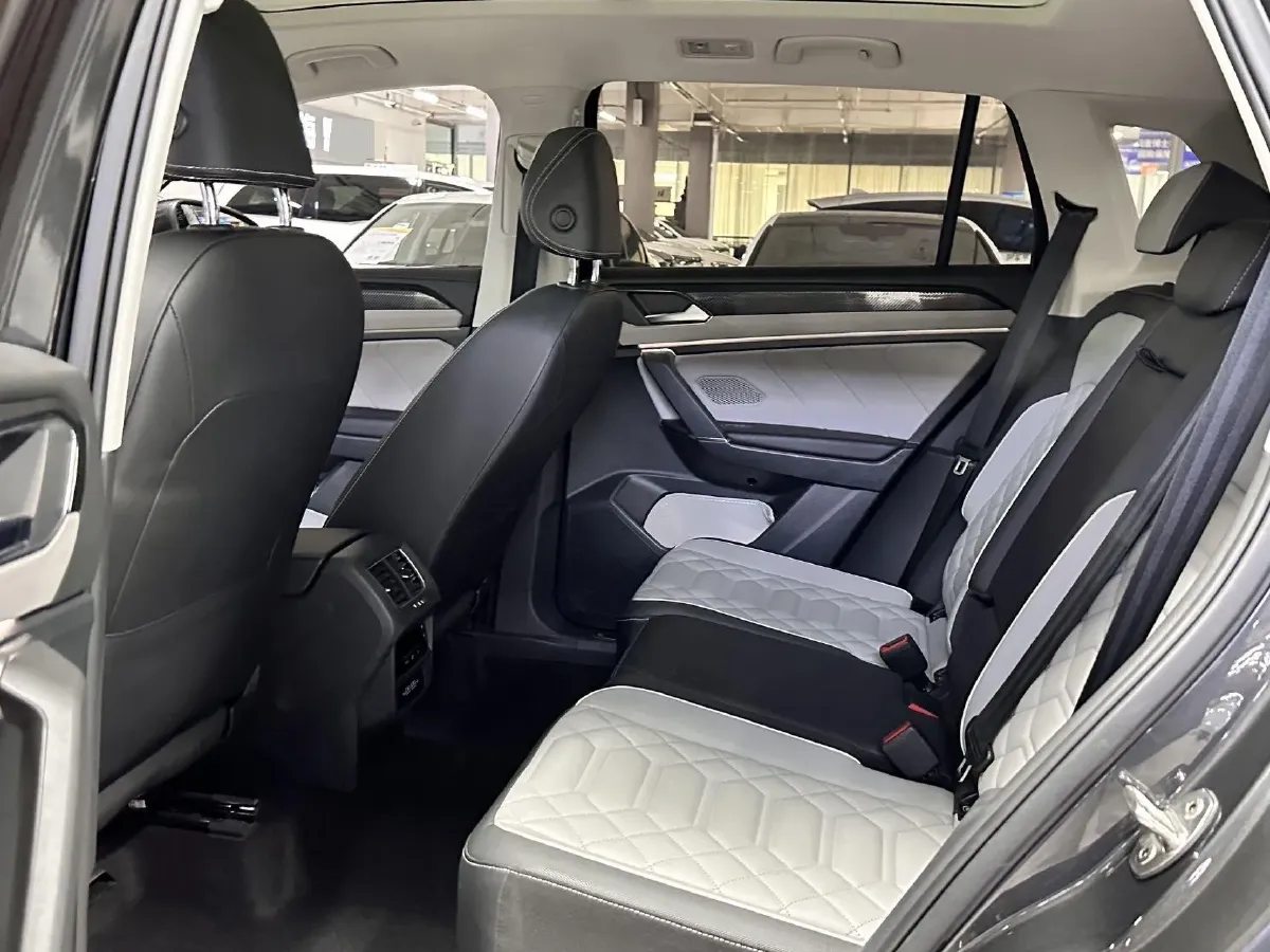 2023 Volkswagen Tayron 1.4T 150HP L4 7DCT,autocango,china used car exporter,china ev exporter,chinese used car exporter,chinese used ev exporter