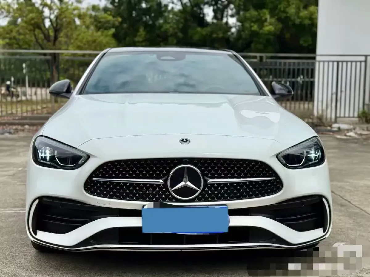 2024 Mercedes-Benz C Class 1.5T 204HP L4 9AT,autocango,china used car exporter,china ev exporter,chinese used car exporter,chinese used ev exporter