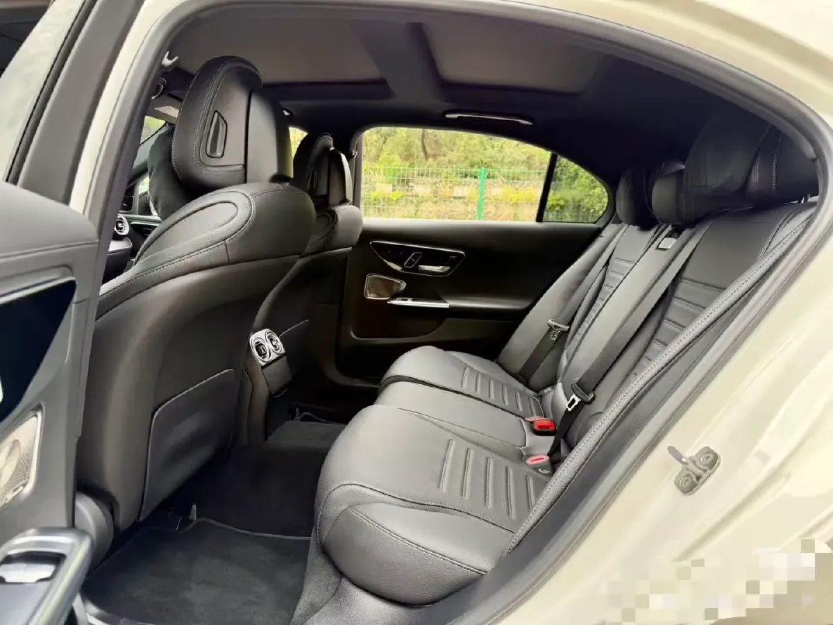 2024 Mercedes-Benz C Class 1.5T 204HP L4 9AT,autocango,china used car exporter,china ev exporter,chinese used car exporter,chinese used ev exporter