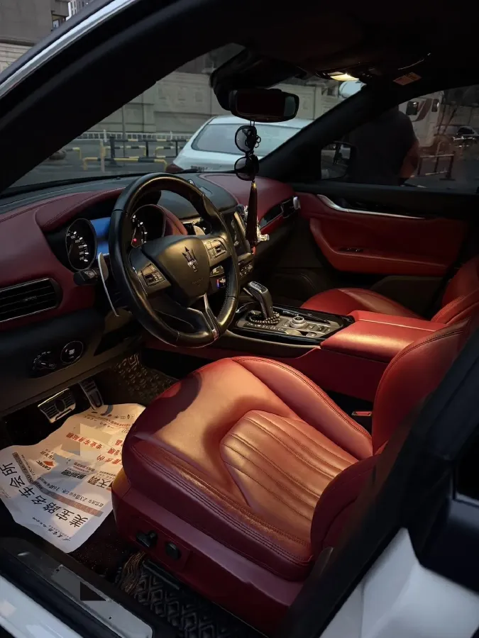 2019 Maserati Levante 3.0T 350HP V6 8AT,autocango,china used car exporter,china ev exporter,chinese used car exporter,chinese used ev exporter