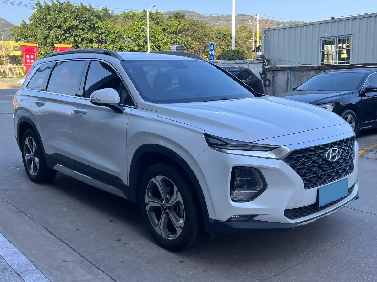 2019 Hyundai Santafe 2.0T 240HP L4 8AT,autocango,china used car exporter,china ev exporter,chinese used car exporter,chinese used ev exporter