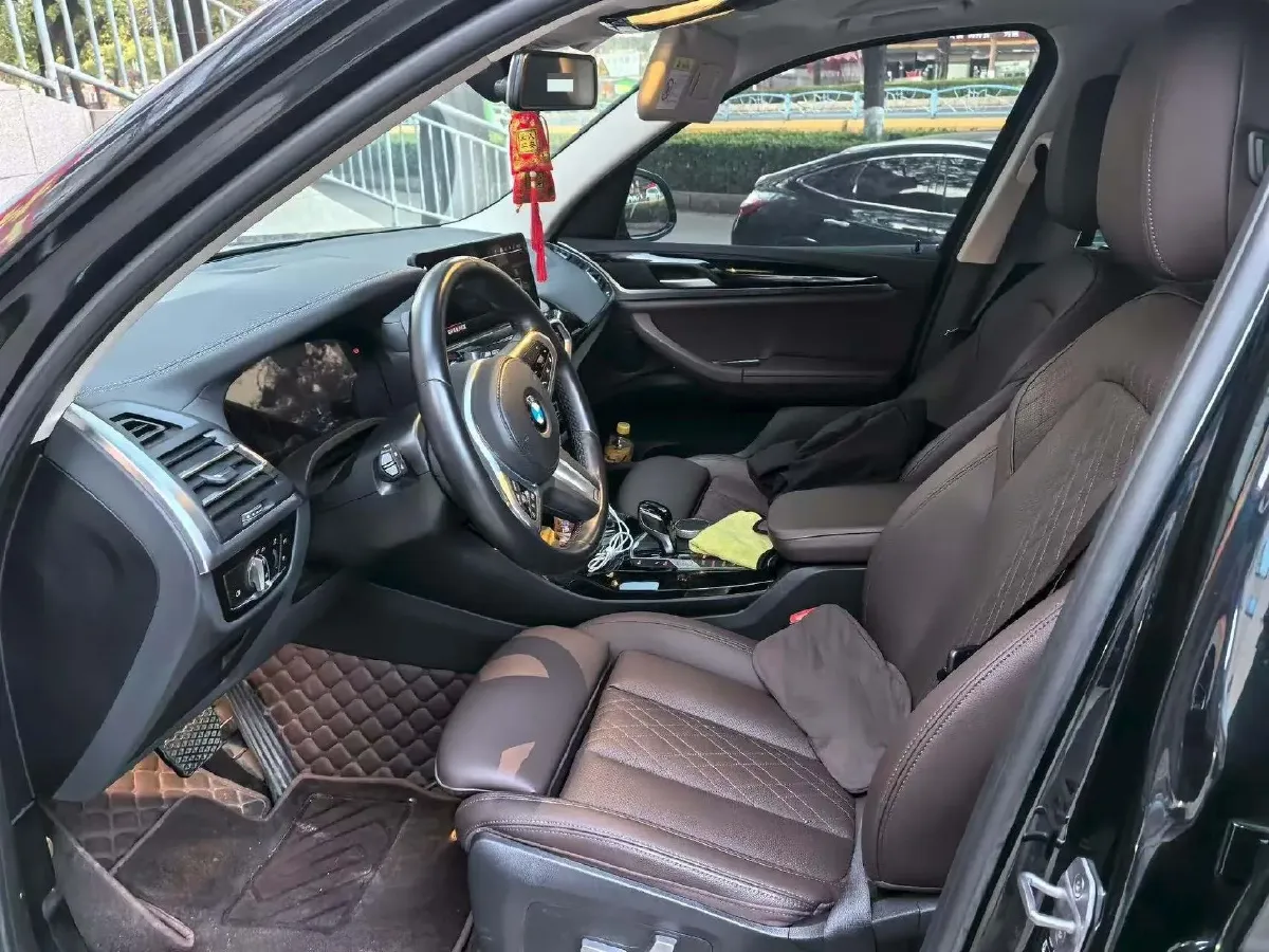 2022 BMW X3 2.0T 184HP L4 8AT,autocango,china used car exporter,china ev exporter,chinese used car exporter,chinese used ev exporter