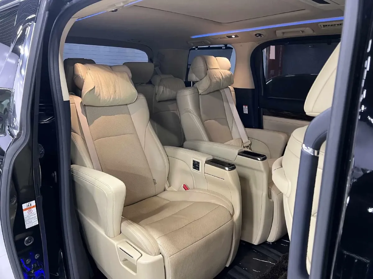 2021 Toyota Alphard 2.5L 117HP L4 E-CVT Hybrid,autocango,china used car exporter,china ev exporter,chinese used car exporter,chinese used ev exporter