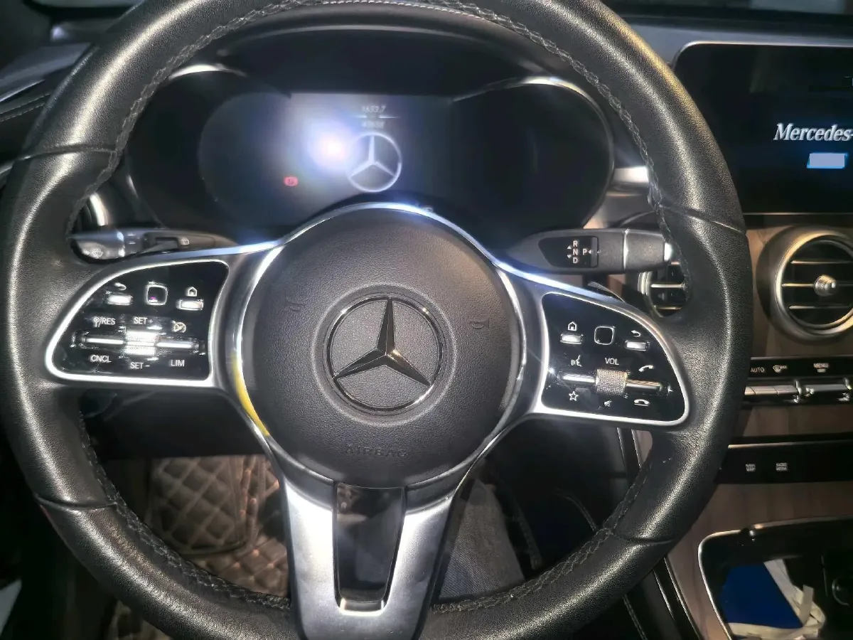 2021 Mercedes-Benz GLC Class 2.0T 197HP L4 9AT,autocango,china used car exporter,china ev exporter,chinese used car exporter,chinese used ev exporter