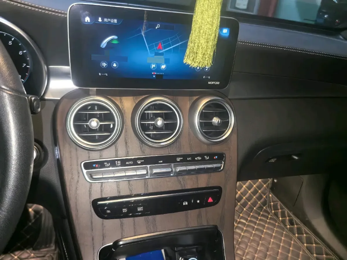 2021 Mercedes-Benz GLC Class 2.0T 197HP L4 9AT,autocango,china used car exporter,china ev exporter,chinese used car exporter,chinese used ev exporter