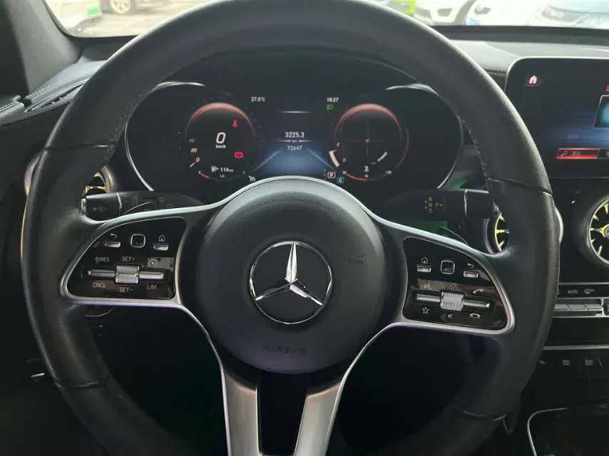 2020 Mercedes-Benz GLC Class 2.0T 197HP L4 9AT,autocango,china used car exporter,china ev exporter,chinese used car exporter,chinese used ev exporter