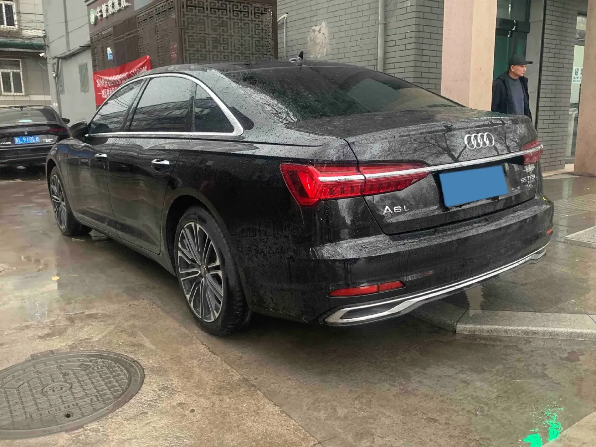 2022 Audi A6L 3.0T 340HP V6 7DCT,autocango,china used car exporter,china ev exporter,chinese used car exporter,chinese used ev exporter