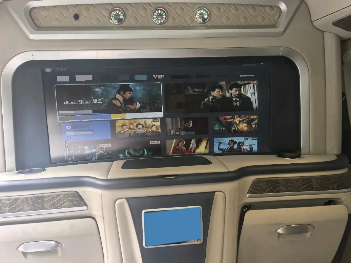 2022 Mercedes-Benz V Class 2.0T 211HP L4 9AT,autocango,china used car exporter,china ev exporter,chinese used car exporter,chinese used ev exporter