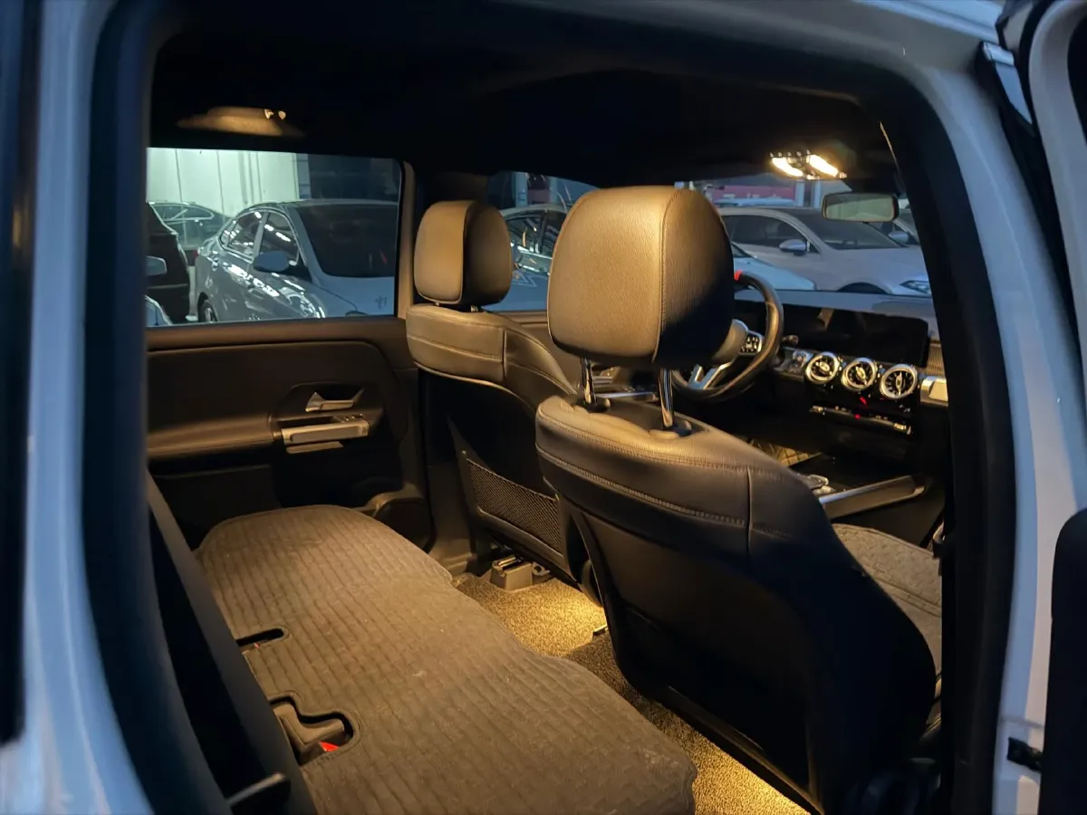 2021 Mercedes-Benz GLB Class 1.3T 163HP L4 7DCT,autocango,china used car exporter,china ev exporter,chinese used car exporter,chinese used ev exporter