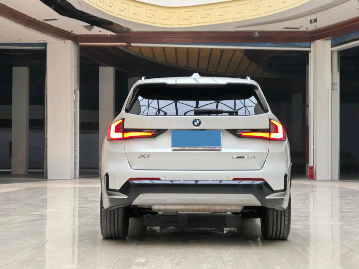 2023 BMW X1 2.0T 204HP L4 7DCT,autocango,china used car exporter,china ev exporter,chinese used car exporter,chinese used ev exporter