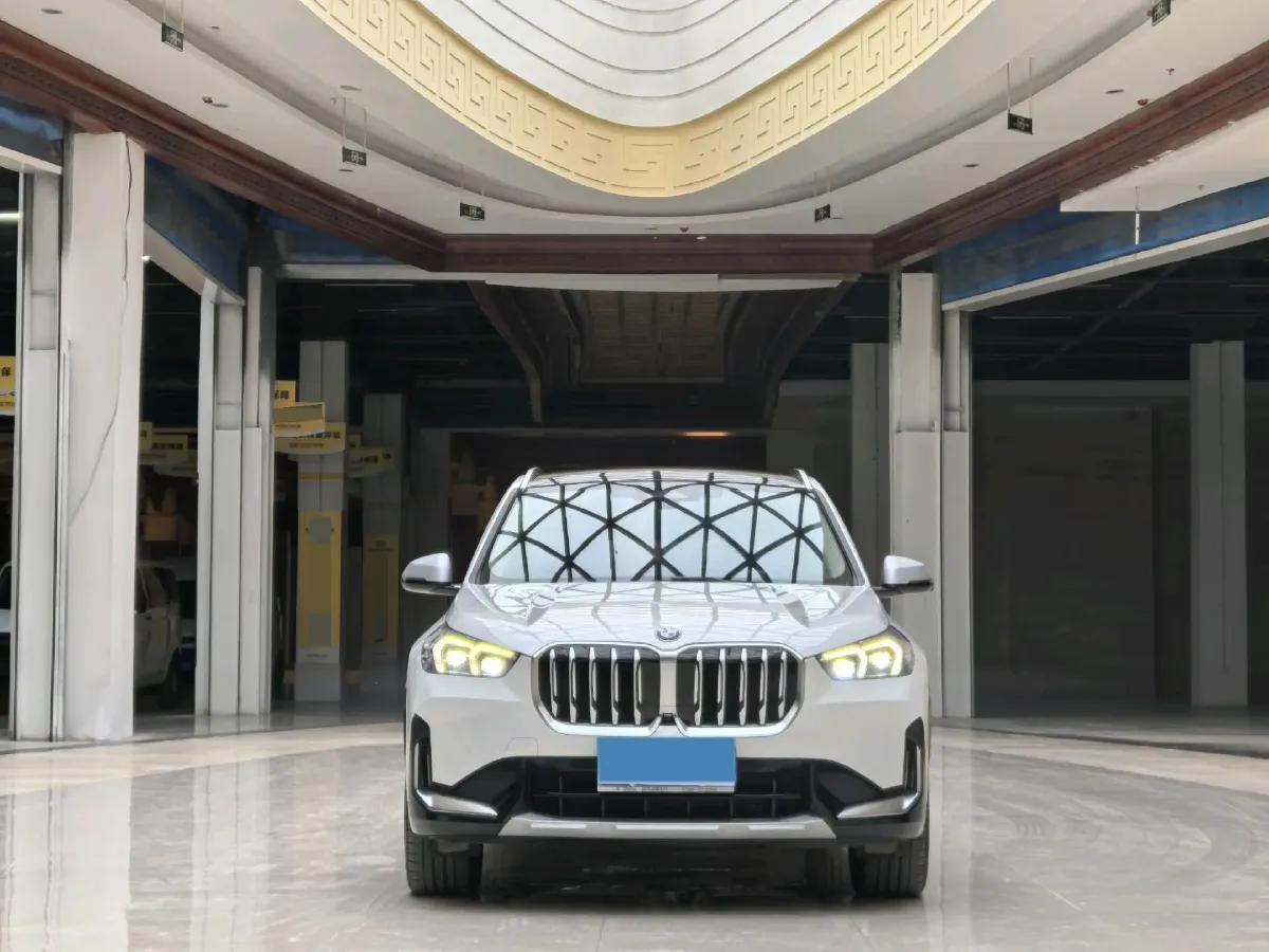 2023 BMW X1 2.0T 204HP L4 7DCT,autocango,china used car exporter,china ev exporter,chinese used car exporter,chinese used ev exporter