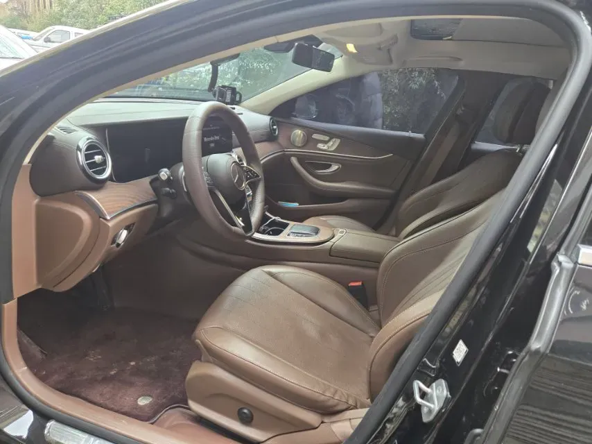 2023 Mercedes-Benz E Class 2.0T 211HP L4 9AT PHEV 25.4KWH,autocango,china used car exporter,china ev exporter,chinese used car exporter,chinese used ev exporter