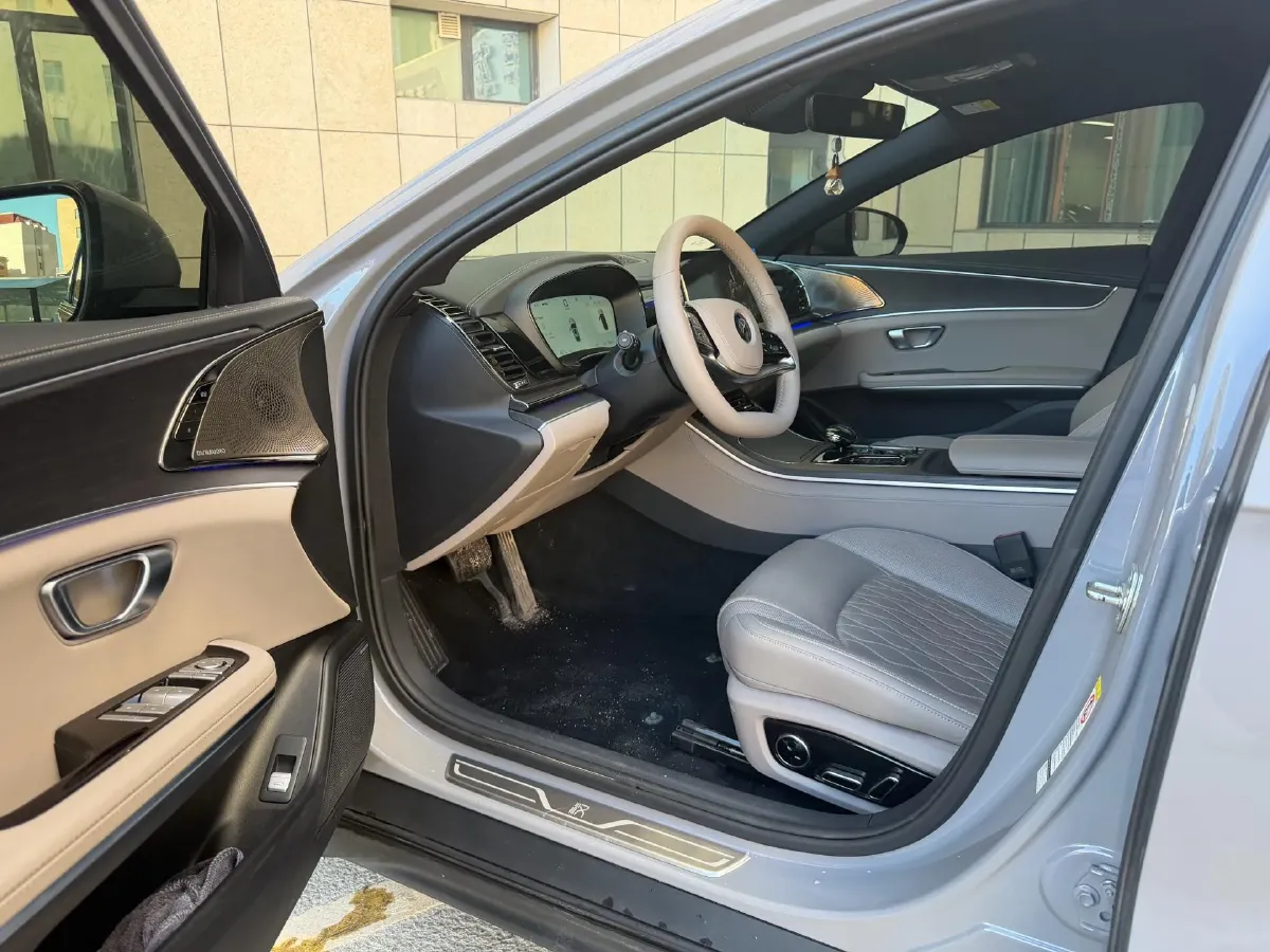 2025 BYD Han 1.5T 156HP L4 E-CVT PHEV,autocango,china used car exporter,china ev exporter,chinese used car exporter,chinese used ev exporter