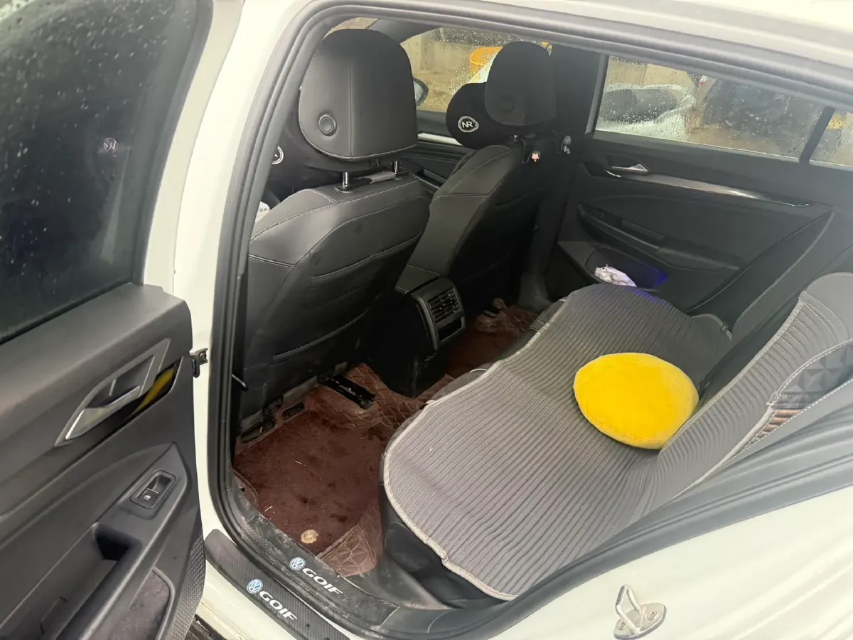 2023 Volkswagen Golf 1.4T 150HP L4 7DCT,autocango,china used car exporter,china ev exporter,chinese used car exporter,chinese used ev exporter