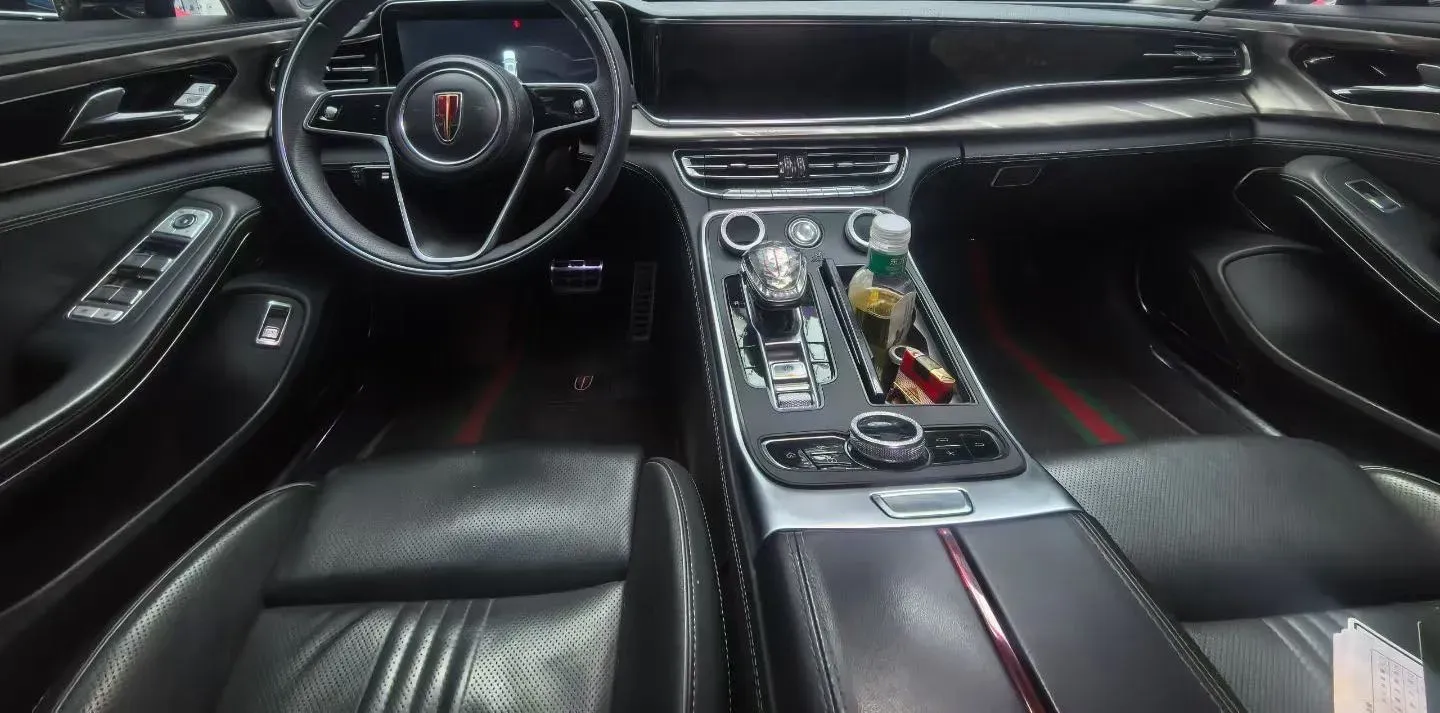 2020 HongQi H9 2.0T 252HP L4 7DCT,autocango,china used car exporter,china ev exporter,chinese used car exporter,chinese used ev exporter