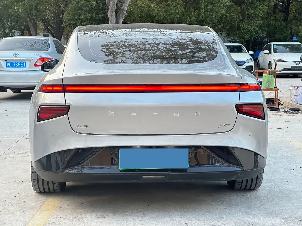 2020 Xpeng P7 BEV 70.8KWH,autocango,china used car exporter,china ev exporter,chinese used car exporter,chinese used ev exporter