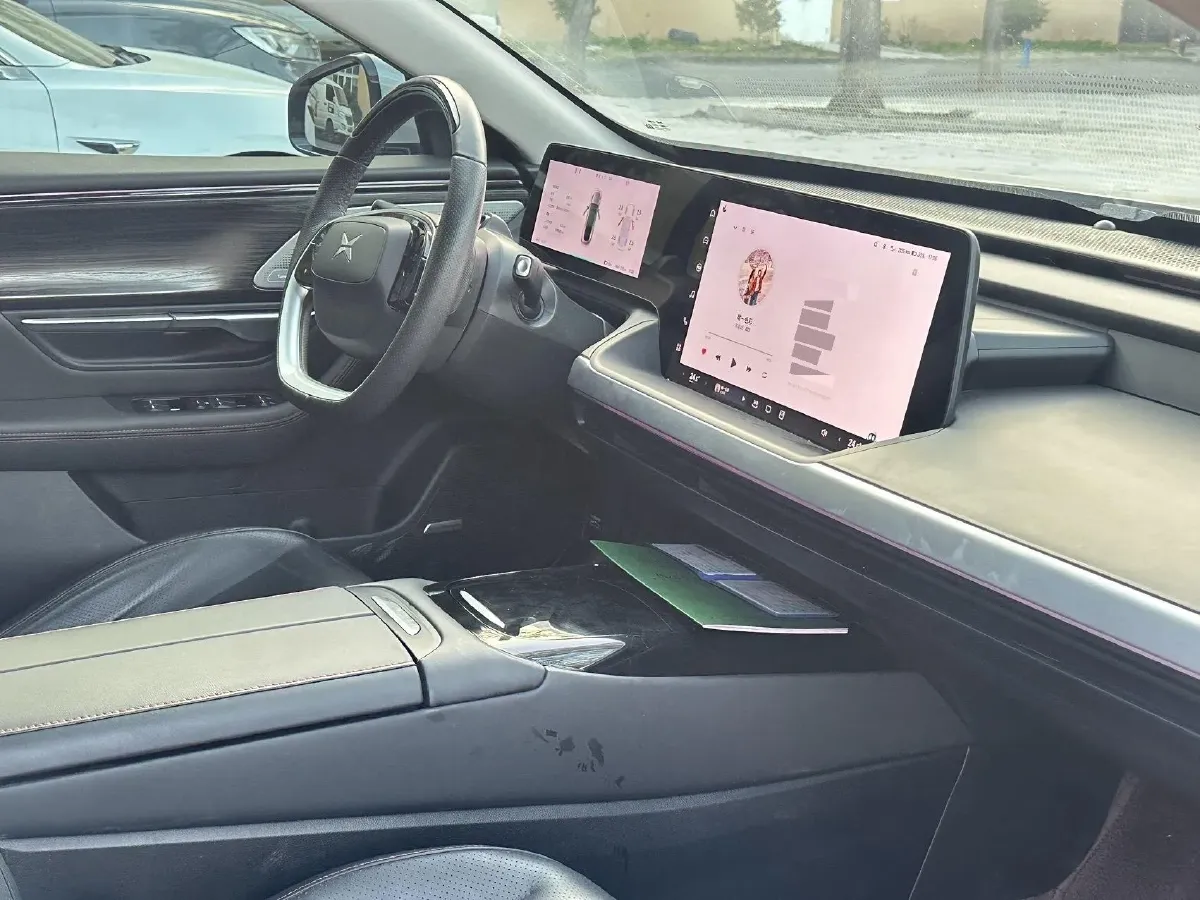 2020 Xpeng P7 BEV 70.8KWH,autocango,china used car exporter,china ev exporter,chinese used car exporter,chinese used ev exporter