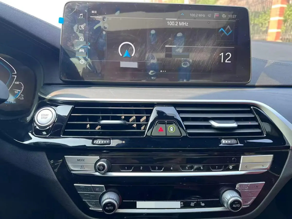 2021 BMW 5 Series 2.0T 184HP L4 8AT PHEV 17.7KWH,autocango,china used car exporter,china ev exporter,chinese used car exporter,chinese used ev exporter