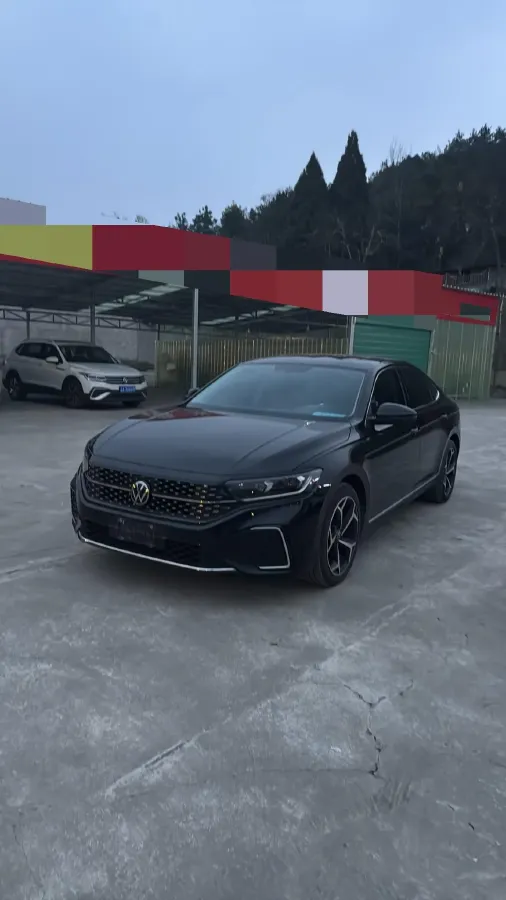 2024 Volkswagen Passat 2.0T 186HP L4 7DCT,autocango,china used car exporter,china ev exporter,chinese used car exporter,chinese used ev exporter