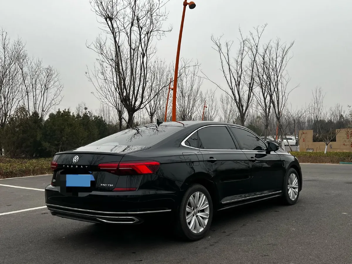 2020 Volkswagen Passat 2.0T 186HP L4 7DCT,autocango,china used car exporter,china ev exporter,chinese used car exporter,chinese used ev exporter