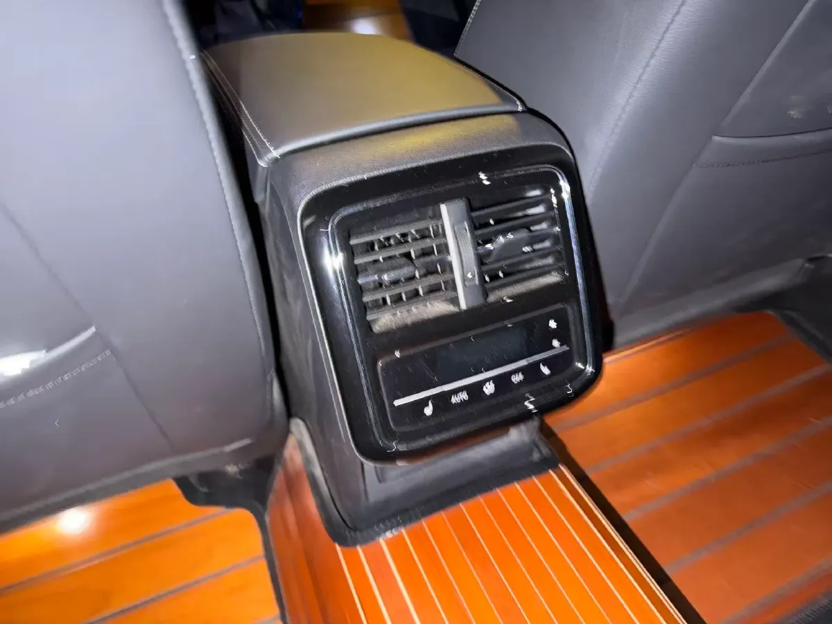 2023 Volkswagen Passat 2.0T 186HP L4 7DCT,autocango,china used car exporter,china ev exporter,chinese used car exporter,chinese used ev exporter