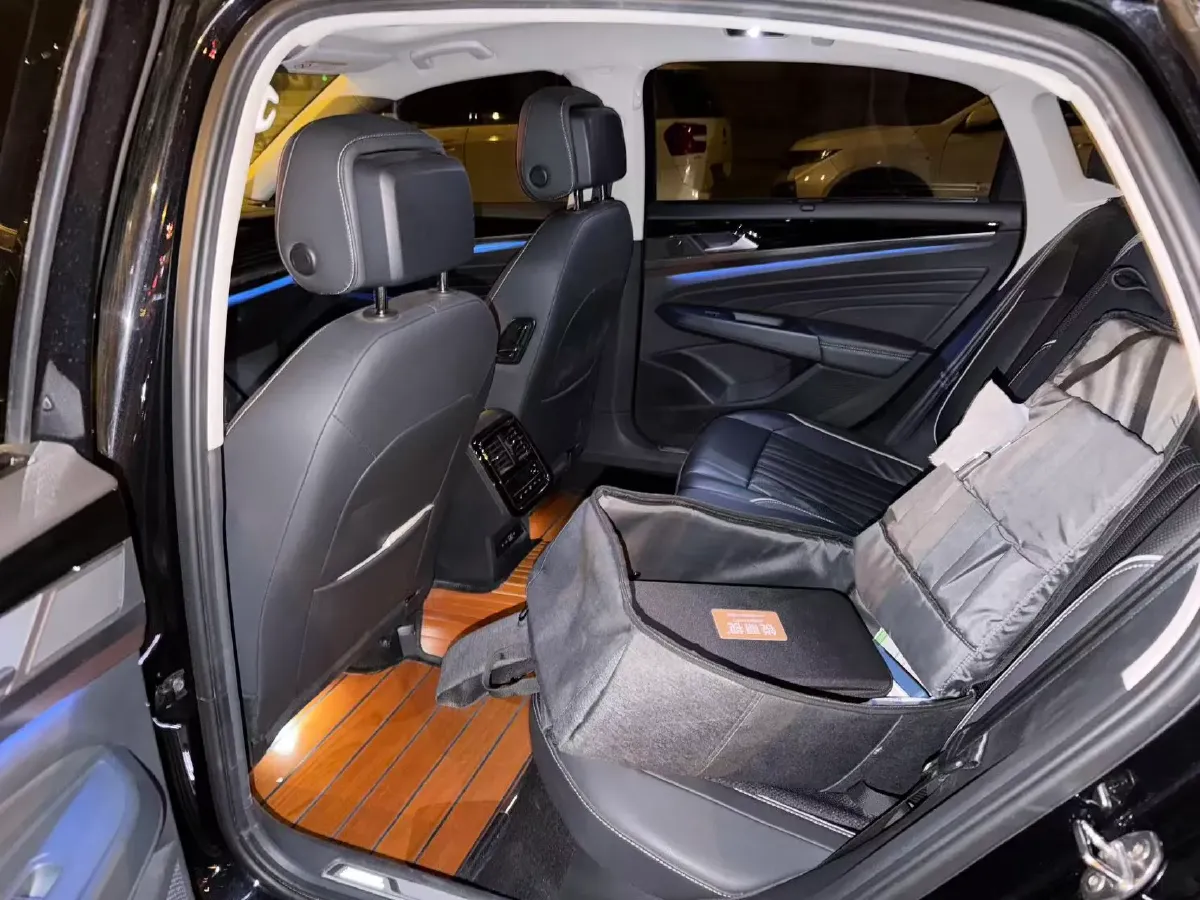 2023 Volkswagen Passat 2.0T 186HP L4 7DCT,autocango,china used car exporter,china ev exporter,chinese used car exporter,chinese used ev exporter