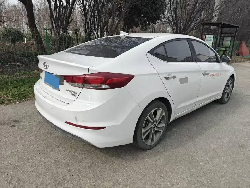 2016 Hyundai Elantra 1.6L 130HP L4 6AT,autocango,china used car exporter,china ev exporter,chinese used car exporter,chinese used ev exporter
