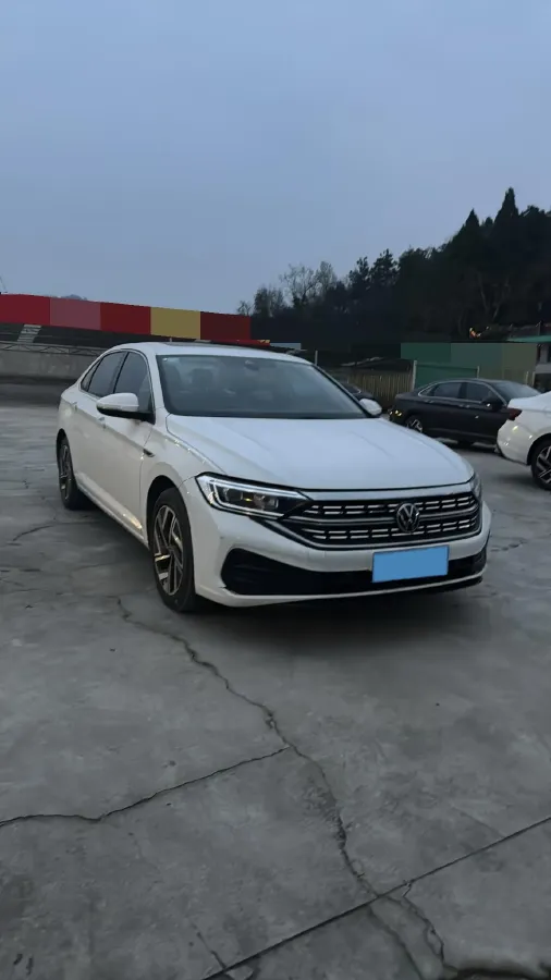 2023 Volkswagen Sagitar 1.2T 116HP L4 7DCT,autocango,china used car exporter,china ev exporter,chinese used car exporter,chinese used ev exporter