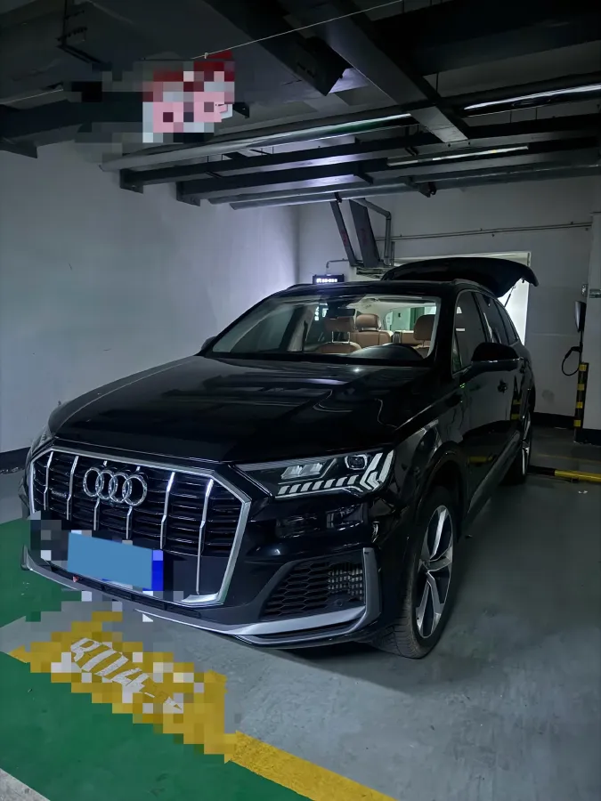 2021 Audi Q7 3.0T 340HP V6 8AT,autocango,china used car exporter,china ev exporter,chinese used car exporter,chinese used ev exporter