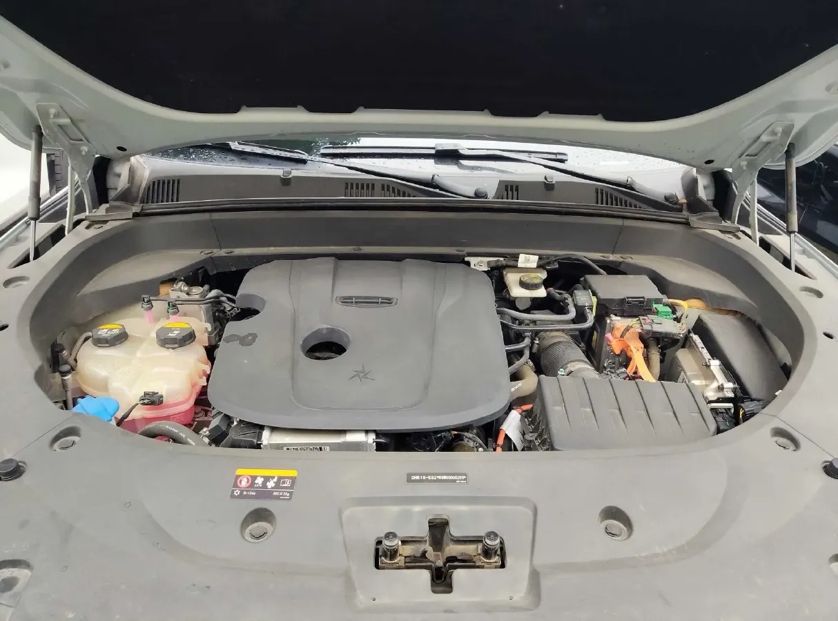 2022 Citroen C5 X 1.6T 175HP L4 8AT,autocango,china used car exporter,china ev exporter,chinese used car exporter,chinese used ev exporter