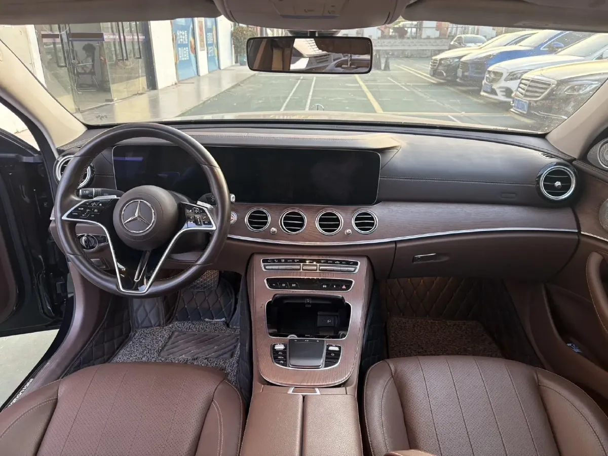 2023 Mercedes-Benz E Class 2.0T 258HP L4 9AT,autocango,china used car exporter,china ev exporter,chinese used car exporter,chinese used ev exporter