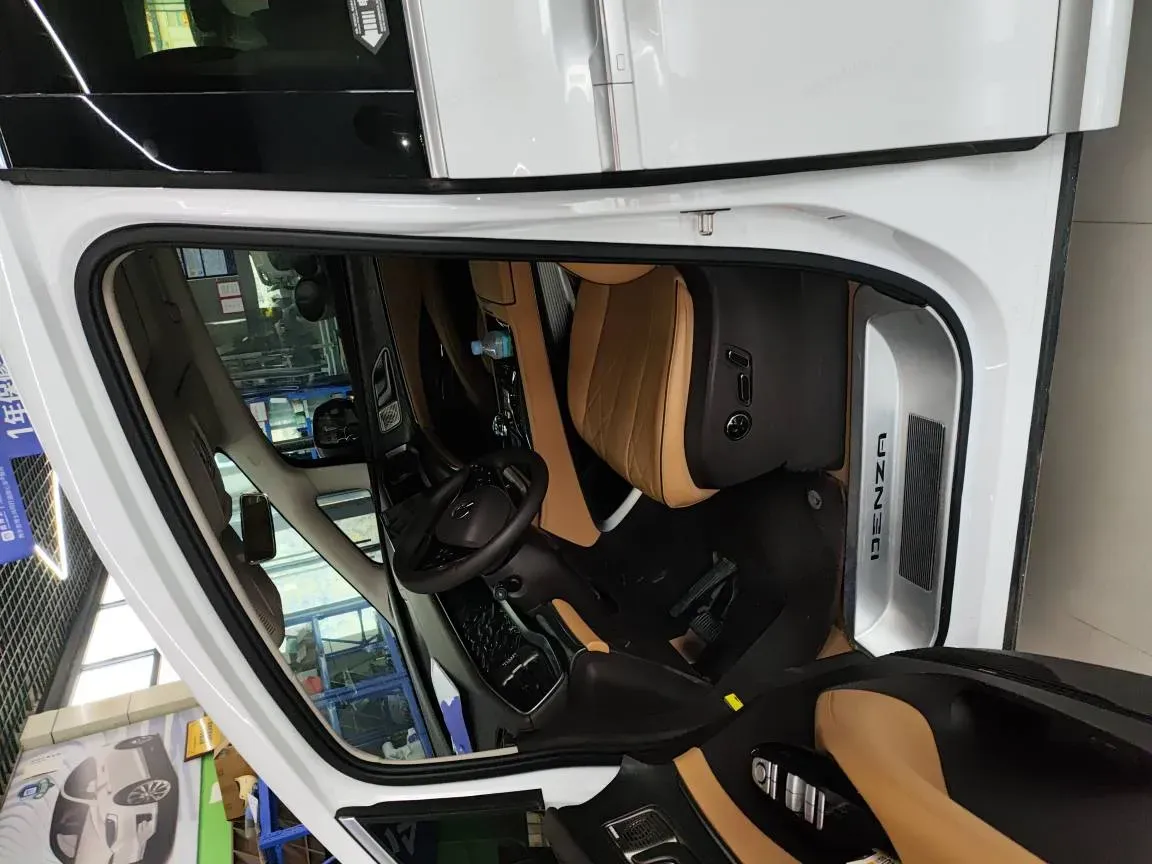 2024 Denza D9 1.5T 139HP L4 E-CVT PHEV 40KWH,autocango,china used car exporter,china ev exporter,chinese used car exporter,chinese used ev exporter