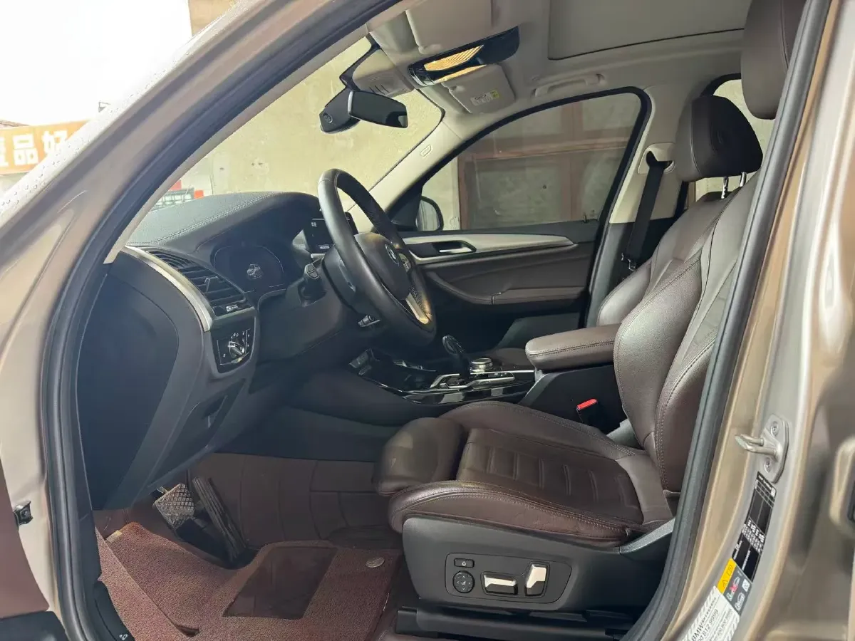 2020 BMW X5 2.0T 265HP L4 8AT,autocango,china used car exporter,china ev exporter,chinese used car exporter,chinese used ev exporter