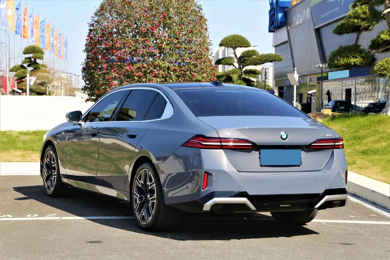 2024 BMW 5 Series 2.0T 258HP L4 8AT,autocango,china used car exporter,china ev exporter,chinese used car exporter,chinese used ev exporter