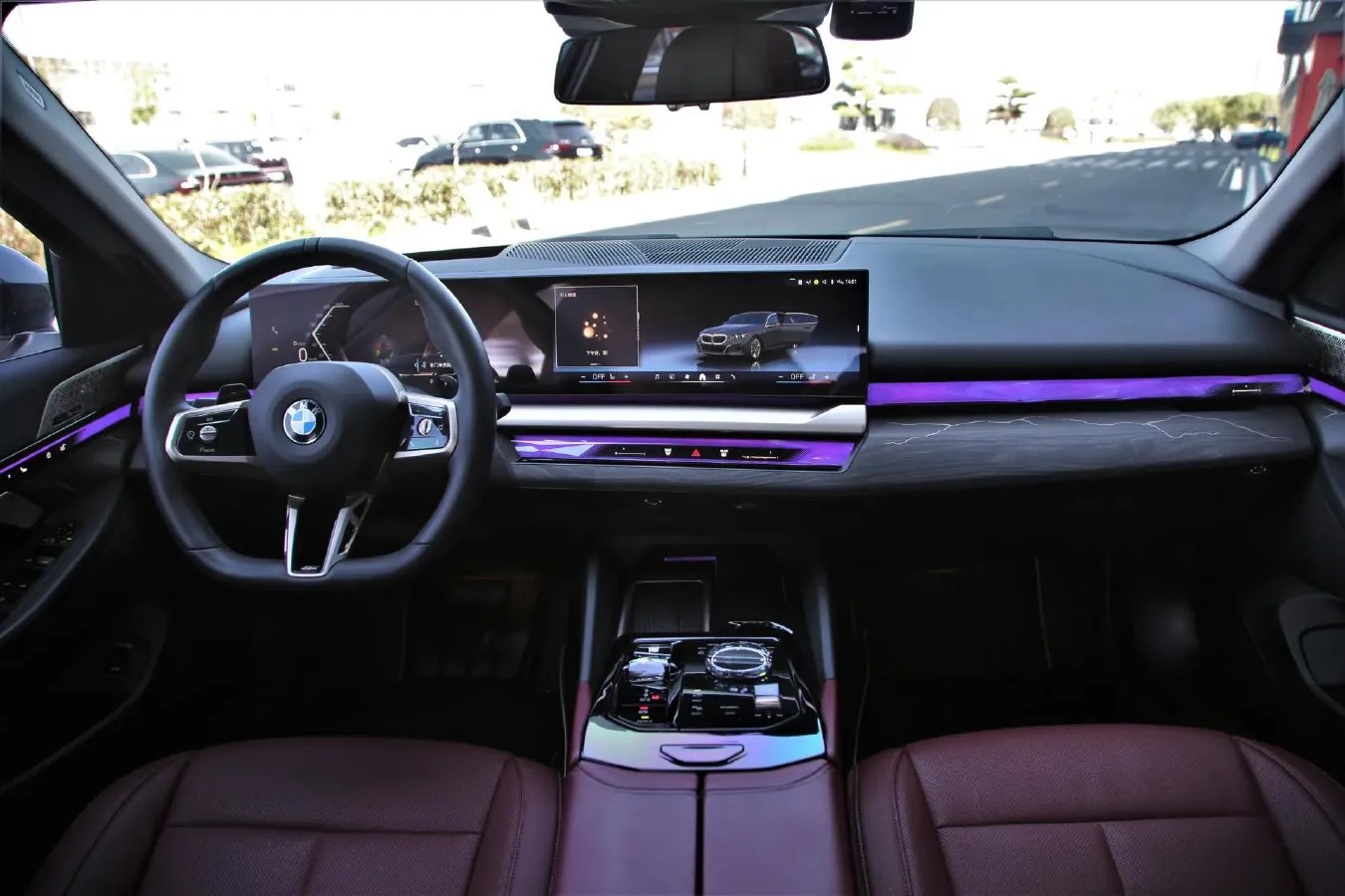 2024 BMW 5 Series 2.0T 258HP L4 8AT,autocango,china used car exporter,china ev exporter,chinese used car exporter,chinese used ev exporter