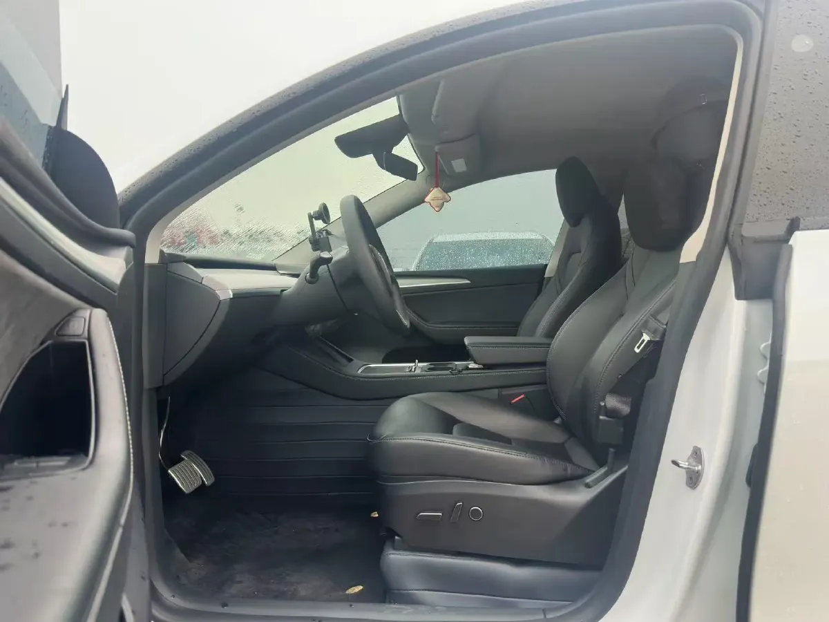 2024 Iveco OuSheng BEV 77.28KWH,autocango,china used car exporter,china ev exporter,chinese used car exporter,chinese used ev exporter