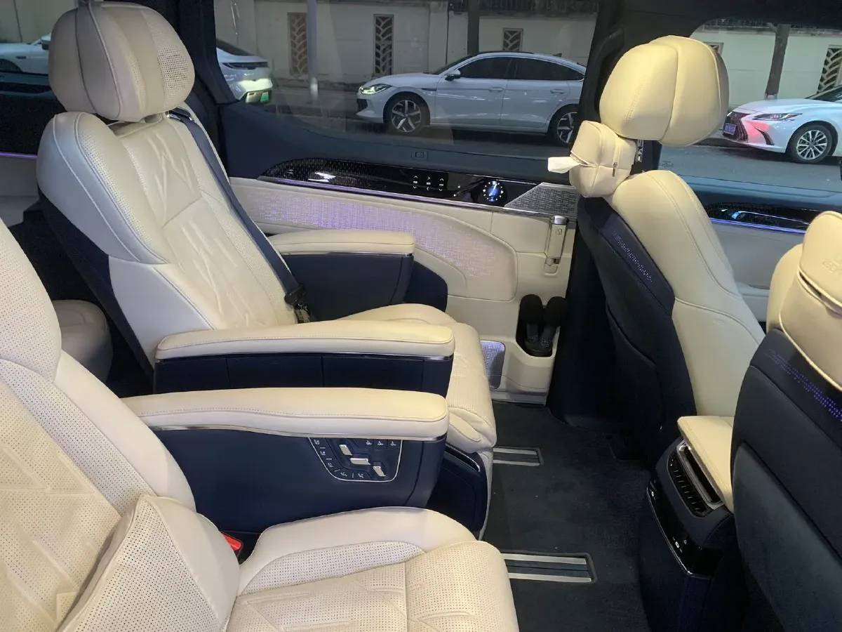 2024 Zeekr 009 BEV 108KWH,autocango,china used car exporter,china ev exporter,chinese used car exporter,chinese used ev exporter