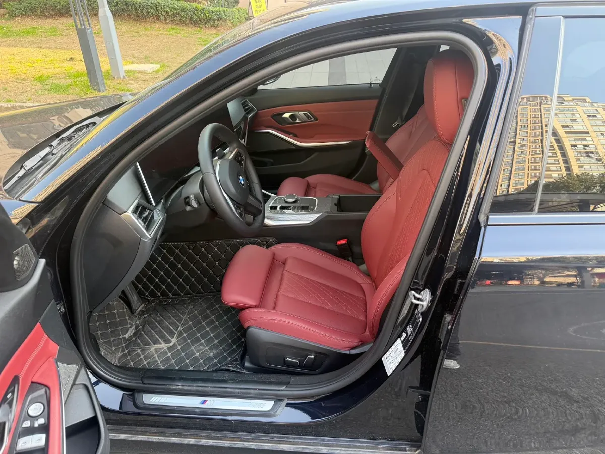 2024 BMW 3 Series 2.0T 184HP L4 8AT,autocango,china used car exporter,china ev exporter,chinese used car exporter,chinese used ev exporter